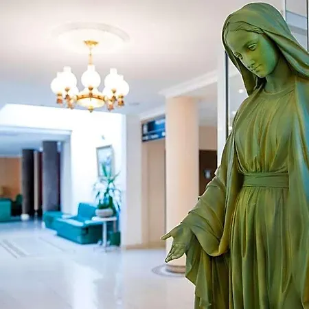 Otel Christ Roi