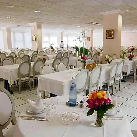 Otel Christ Roi 4*