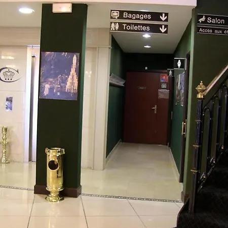 Christ Roi Hotel Lourdes