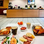 Christ Roi Otel Lourdes
